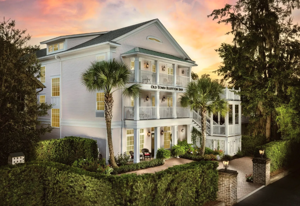 Lobbies with benefits